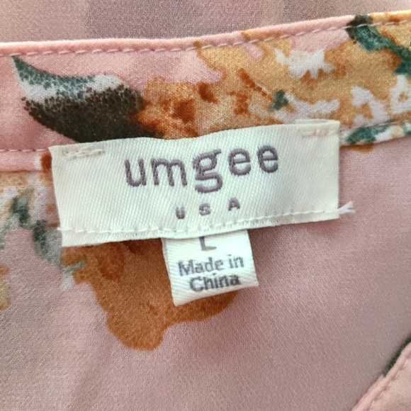 Umgee Blouse • Pink Floral Print • Ruffle Lapel • Tagged Large - Picture 5 of 5